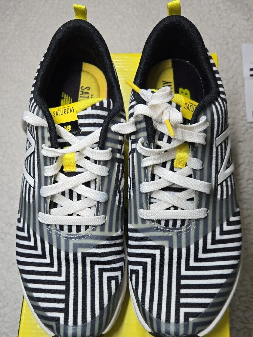 Kate Spade Saturday New Balance Signature Zig Zag Sneaker